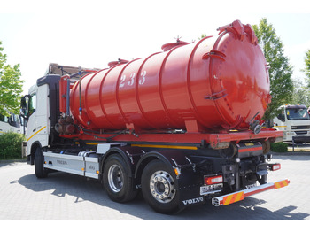 Szippantó tartálykocsi VOLVO Volvo FH 500 / Septic barrel 13000 l / Hook lift 21 t / 2022 / 3rd axle steered / 2 units: 5 kép.