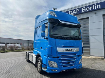 Nyergesvontató DAF XF 530