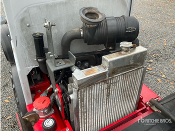 Gumikerekes homlokrakodó 2008 Weidemann 1240 CX Wheel Loader: 5 kép. Gumikerekes homlokrakodó 2008 Weidemann 1240 CX Wheel Loader: 5 kép.