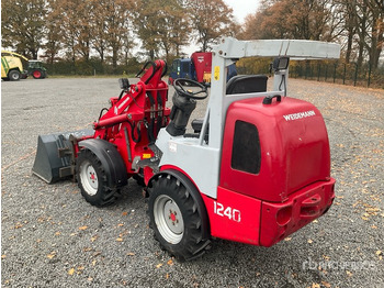 Gumikerekes homlokrakodó 2008 Weidemann 1240 CX Wheel Loader: 4 kép. Gumikerekes homlokrakodó 2008 Weidemann 1240 CX Wheel Loader: 4 kép.