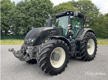 Traktor VALTRA S374