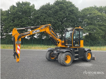 Gumikerekes kotró JCB