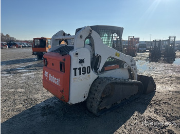 Kompakt lánctalpas rakodó 2002 Bobcat T190 Compact Track Loader: 3 kép.