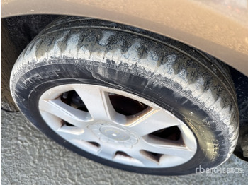 Autó 2005 Seat Altea Automobile: 5 kép. Autó 2005 Seat Altea Automobile: 5 kép.