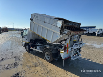 Szemetesautó 2008 Isuzu NPR85 4x2 Waste Collection Truck: 2 kép.