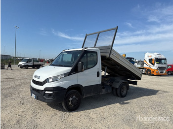 Billenőplatós kisteherautó IVECO Daily