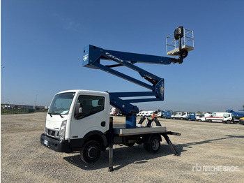 Emelőkosaras teherautó NISSAN