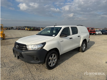 Pickup TOYOTA Hilux