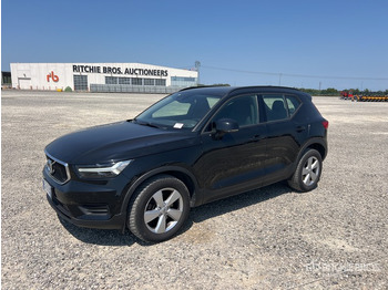 Terepjáró/ SUV VOLVO