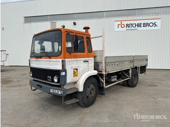 Platós teherautó VOLVO FL