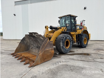 Gumikerekes homlokrakodó CATERPILLAR 972K
