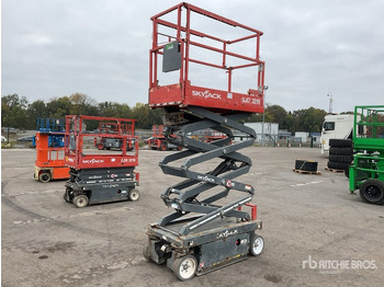 Ollós emelő 2017 Skyjack SJlll3219 2017 Skyjack SJlll3219 Scissor Lift Scissor Lift: 2 kép. Ollós emelő 2017 Skyjack SJlll3219 2017 Skyjack SJlll3219 Scissor Lift Scissor Lift: 2 kép.