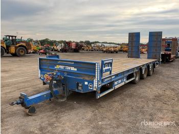 Pótkocsi mélybölcsős Hogg Engineering Flatbed Trailer: 2 kép.