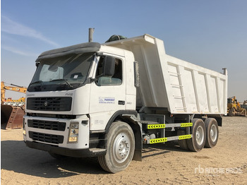 Billenőplatós teherautó VOLVO FM12 380