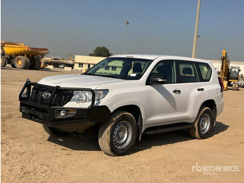 Terepjáró/ SUV TOYOTA