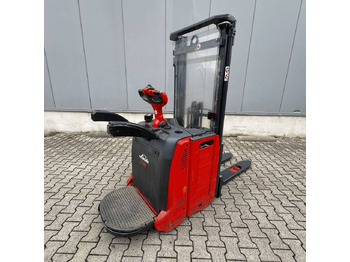 Emelőtargoncá LINDE L12
