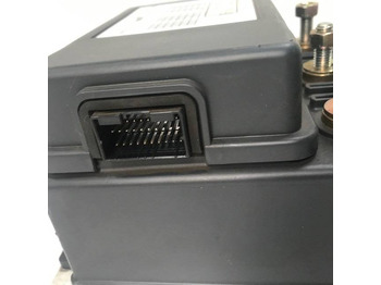 ECU - Anyagmozgató gép Traction controller for Caterpillar: 3 kép. ECU - Anyagmozgató gép Traction controller for Caterpillar: 3 kép.