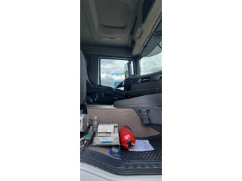 DAF XD300FA lízing DAF XD300FA: 4 kép.