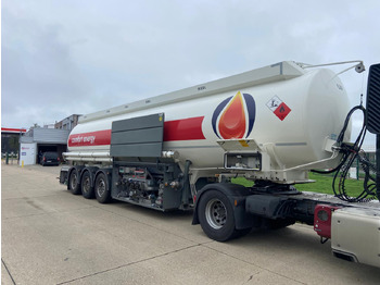 Tartályos félpótkocsi LAG