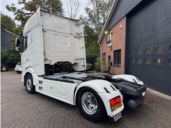 Nyergesvontató DAF XG+ 480 Standairco 2X tank Alcoa Leder, Full - Top condition 276.240KM: 3 kép.