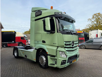 Nyergesvontató Mercedes-Benz Actros 1840 Streamspace Airco Side skirts NL Truck: 3 kép.