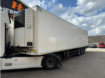 Félpótkocsi hőszigetelt SCHMITZ SKO