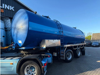 Tartályos félpótkocsi VLASTUIN