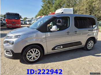 Autó CITROËN