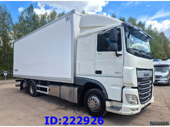 Hőszigetelt teherautó DAF XF 106 440