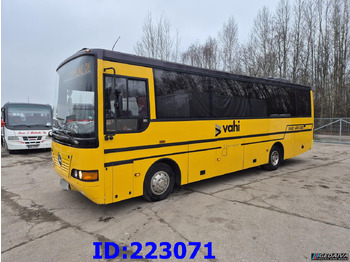 Távolsági busz MERCEDES-BENZ Tourino