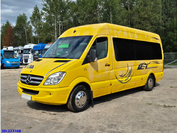 Távolsági busz MERCEDES-BENZ Sprinter 316