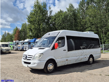 Távolsági busz MERCEDES-BENZ Sprinter 518