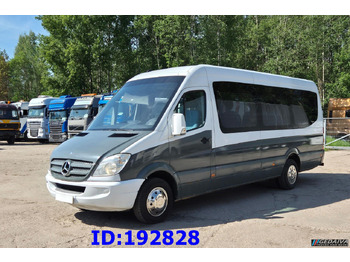 Távolsági busz MERCEDES-BENZ Sprinter 519