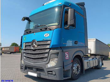 Nyergesvontató MERCEDES-BENZ Actros 1842