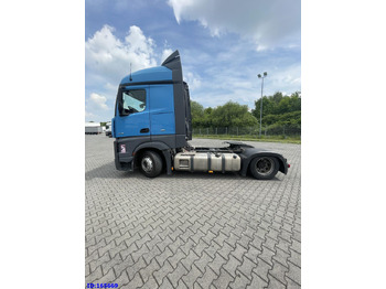 Nyergesvontató MERCEDES-BENZ Actros 1842