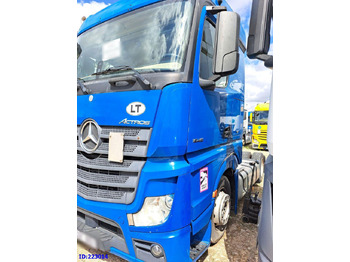 Nyergesvontató MERCEDES-BENZ Actros 1845