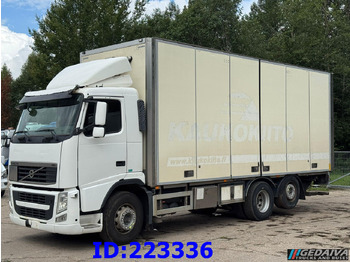 Dobozos felépítményű teherautó VOLVO FH13 460