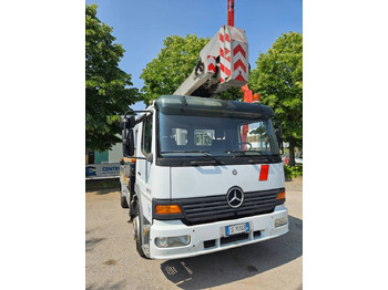 Emelőkosaras teherautó Multitel J328.200 ALU EF: 4 kép.