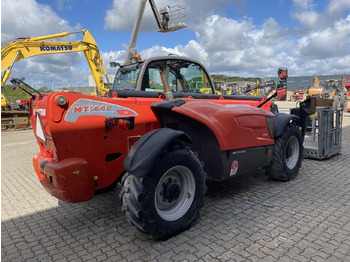 Teleszkópos rakodó Manitou MT1440A ST3B: 4 kép. Teleszkópos rakodó Manitou MT1440A ST3B: 4 kép.
