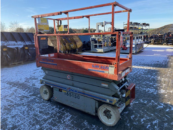 Ollós emelő Skyjack SJ3220: 5 kép. Ollós emelő Skyjack SJ3220: 5 kép.