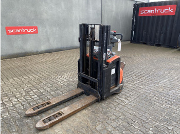 Raktári berendezés TOYOTA