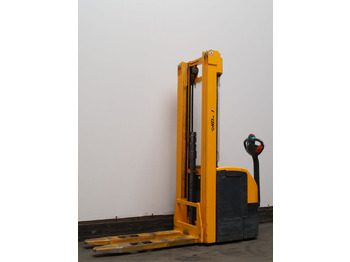 Emelőtargoncá JUNGHEINRICH EJC