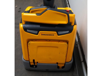 Kézi raklapemelő Jungheinrich ERE120: 4 kép. Kézi raklapemelő Jungheinrich ERE120: 4 kép.