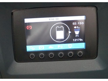 Tolóoszlopos targoncá Jungheinrich ETV214: 4 kép.