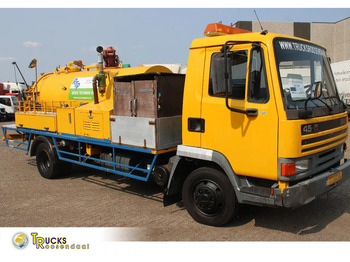 Szippantós autó DAF LF 45 130