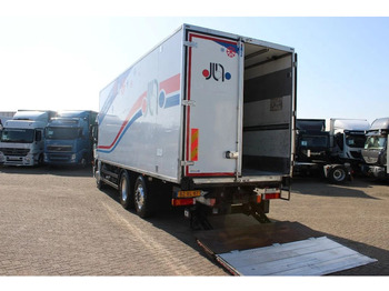 Hűtős teherautó Iveco Stralis 310 + 6X2 EURO 5 + CARRIER + LIFT: 3 kép.