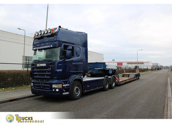 Nyergesvontató SCANIA R 580