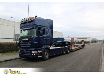 Nyergesvontató SCANIA R 580