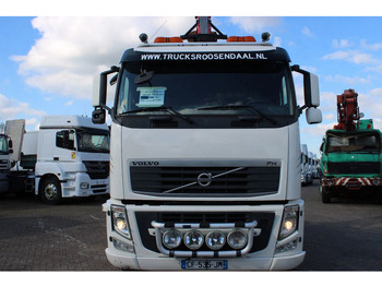 Darus autó Volvo FH 16.540 + 6x4 EURO 5 + palfinger epsilon 30t/m + MANUAL: 2 kép. Darus autó Volvo FH 16.540 + 6x4 EURO 5 + palfinger epsilon 30t/m + MANUAL: 2 kép.