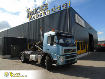 Horgos rakodó teherautó VOLVO FM 340